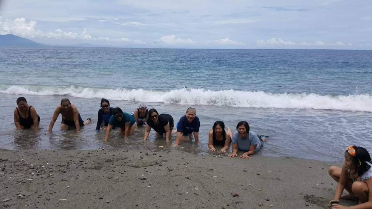 Aundanao Oasis Beach Samal Eksteriør bilde